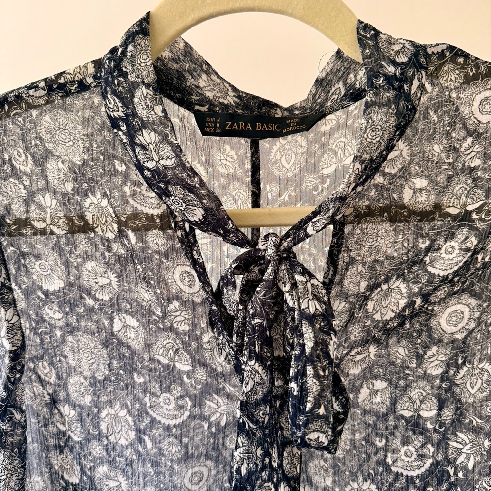 ZARA Basic Navy & White Floral Chiffon Midi Dress - Picture 3 of 9